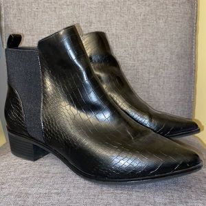 Ankle boots
